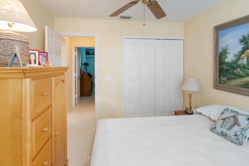 На продажу: $349,999 (3 спален, 2 ванн, 1450 Квадратных фут)