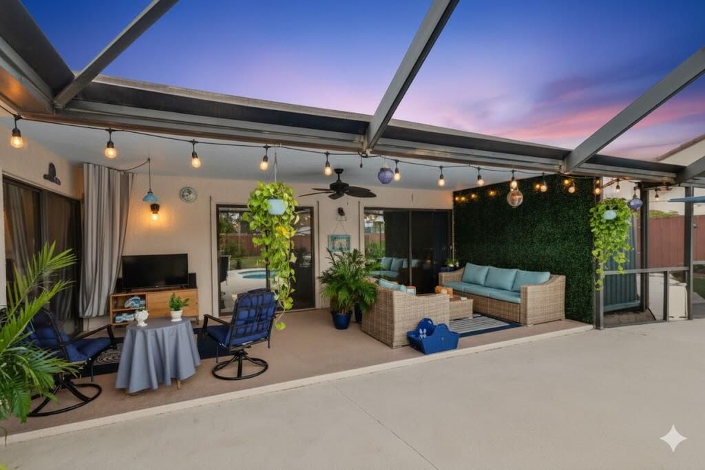 For Sale: $649,900 (3 beds, 2 baths, 1592 Square Feet)