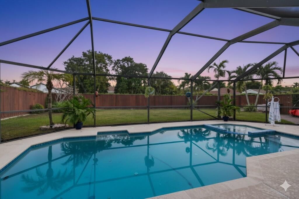 For Sale: $649,900 (3 beds, 2 baths, 1592 Square Feet)