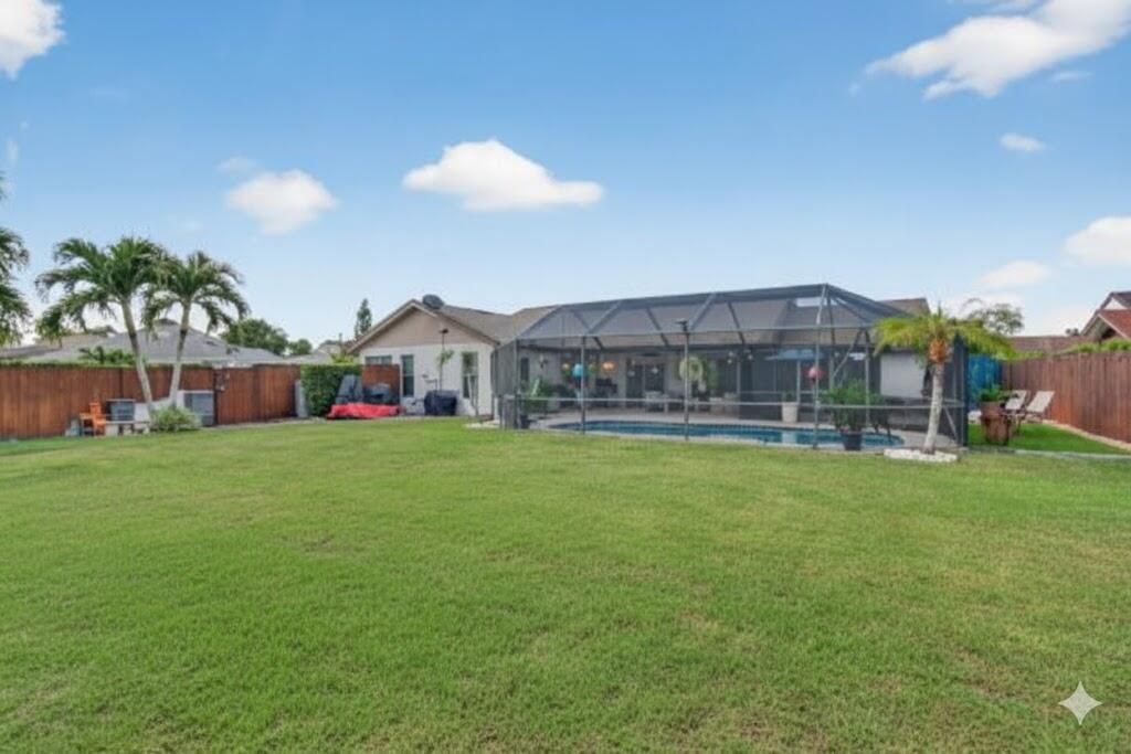 For Sale: $649,900 (3 beds, 2 baths, 1592 Square Feet)