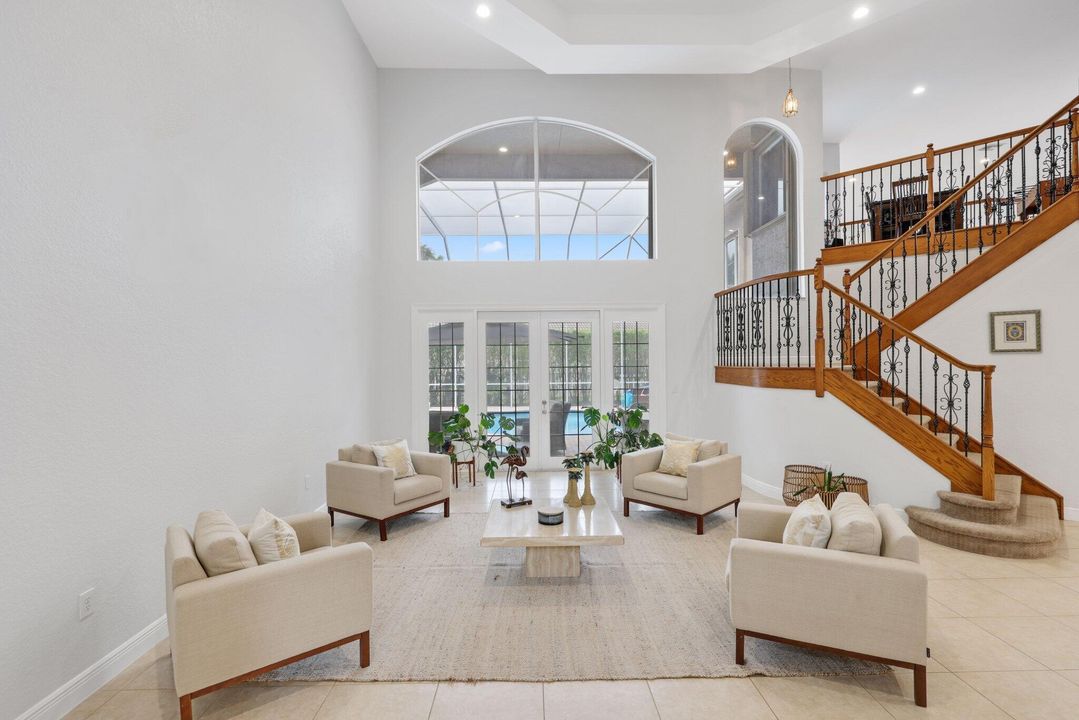 待售: $1,599,999 (6 贝兹, 4 浴室, 4745 平方英尺)