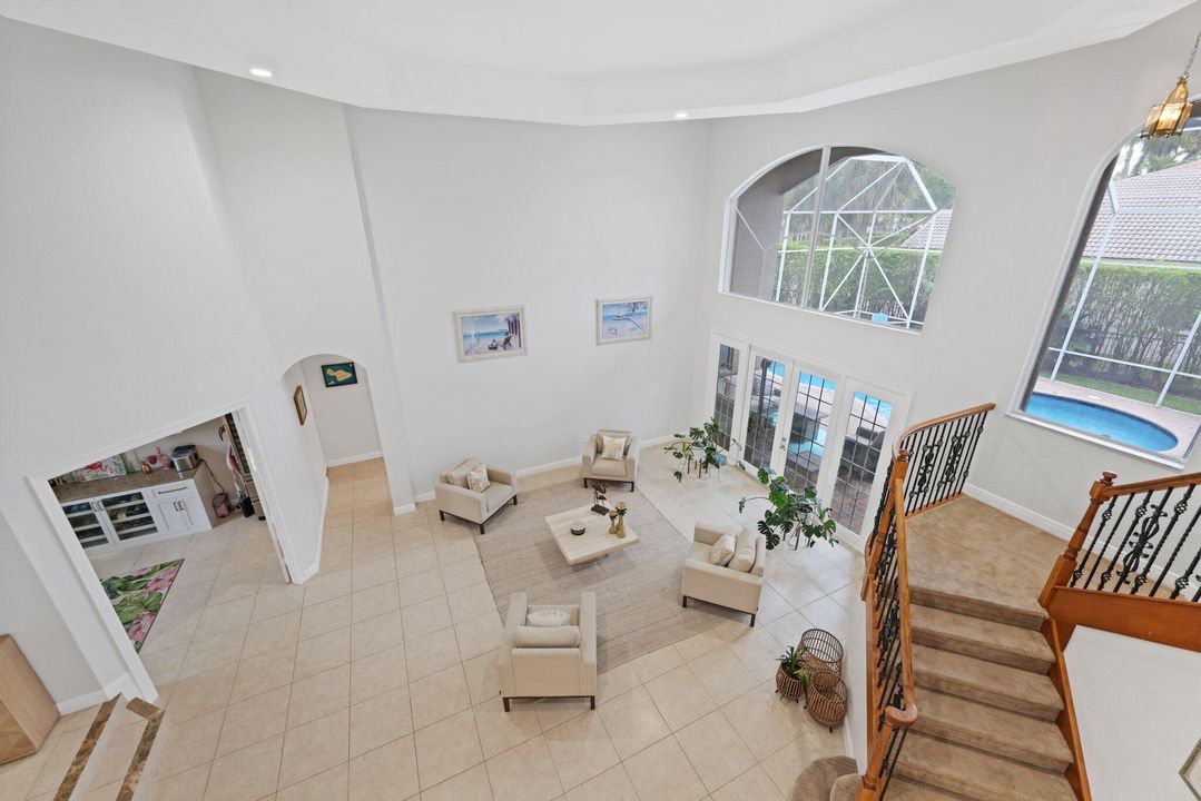 待售: $1,599,999 (6 贝兹, 4 浴室, 4745 平方英尺)