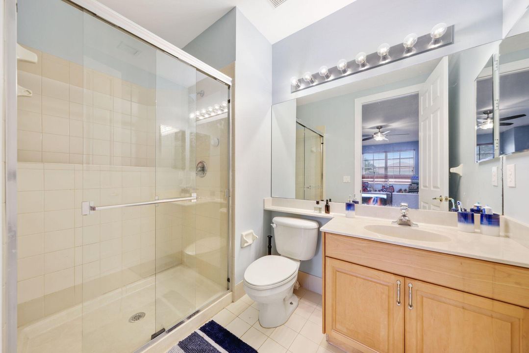 待售: $1,599,999 (6 贝兹, 4 浴室, 4745 平方英尺)