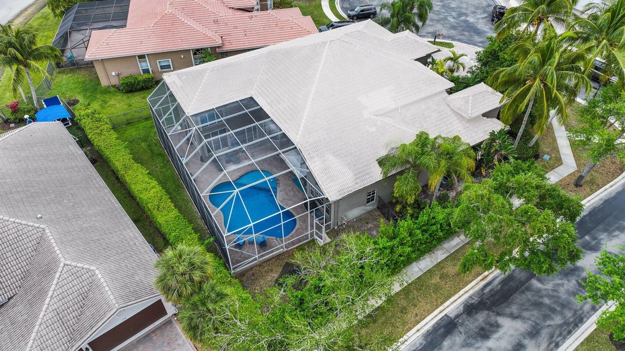 待售: $1,599,999 (6 贝兹, 4 浴室, 4745 平方英尺)