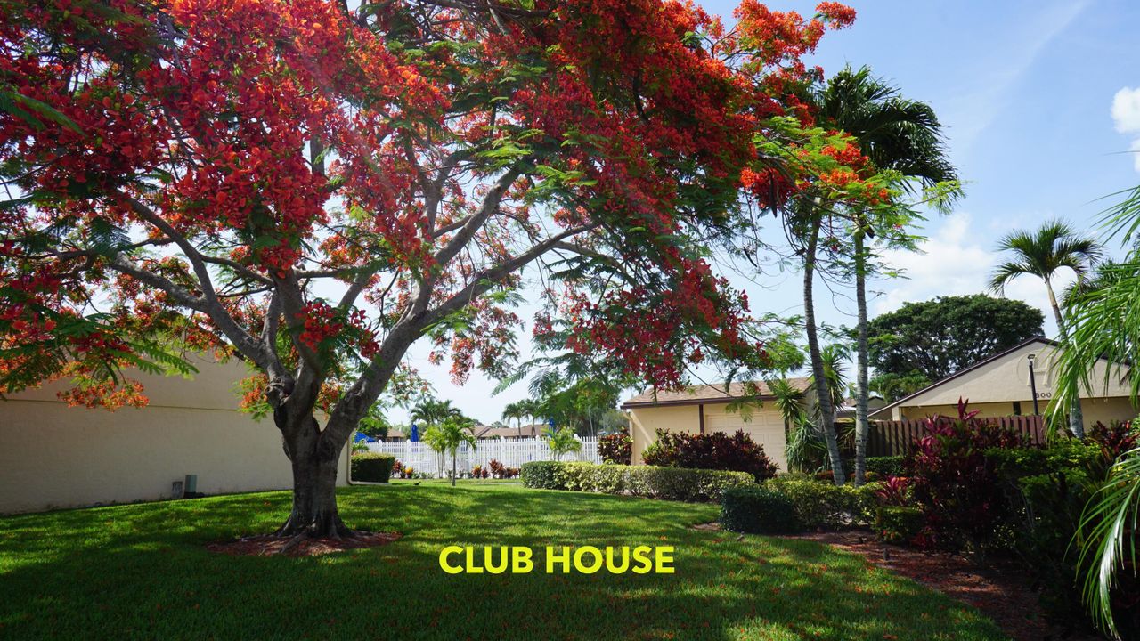 На продажу: $229,500 (2 спален, 2 ванн, 1370 Квадратных фут)