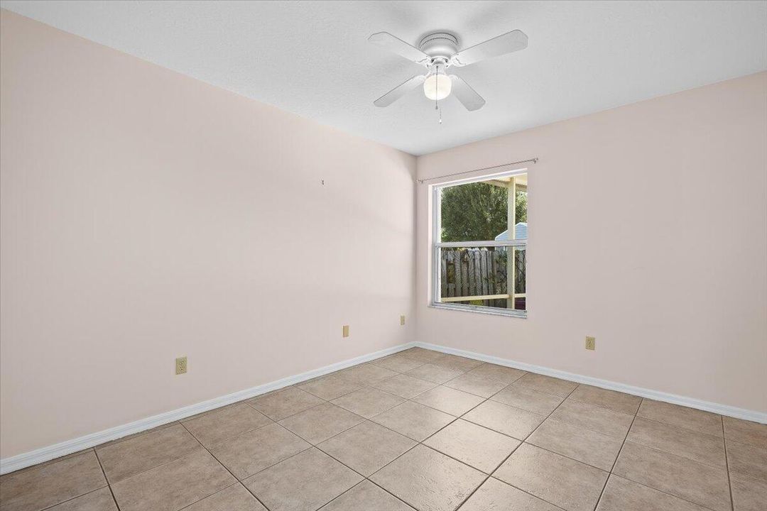 For Sale: $419,500 (3 beds, 2 baths, 1657 Square Feet)