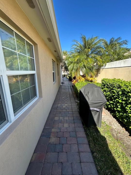 出租: $2,550 (2 贝兹, 2 浴室, 1526 平方英尺)