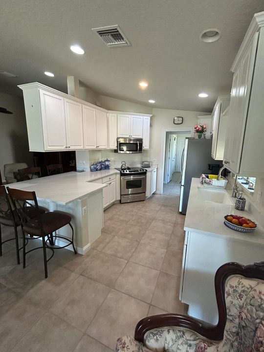 出租: $2,550 (2 贝兹, 2 浴室, 1526 平方英尺)