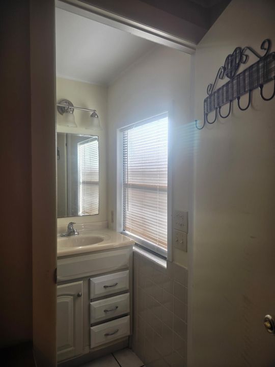 For Sale: $89,000 (2 beds, 2 baths, 1258 Square Feet)