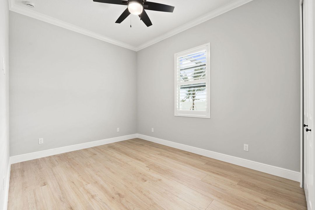 En Venta: $845,900 (4 camas, 4 baños, 2300 Pies cuadrados)