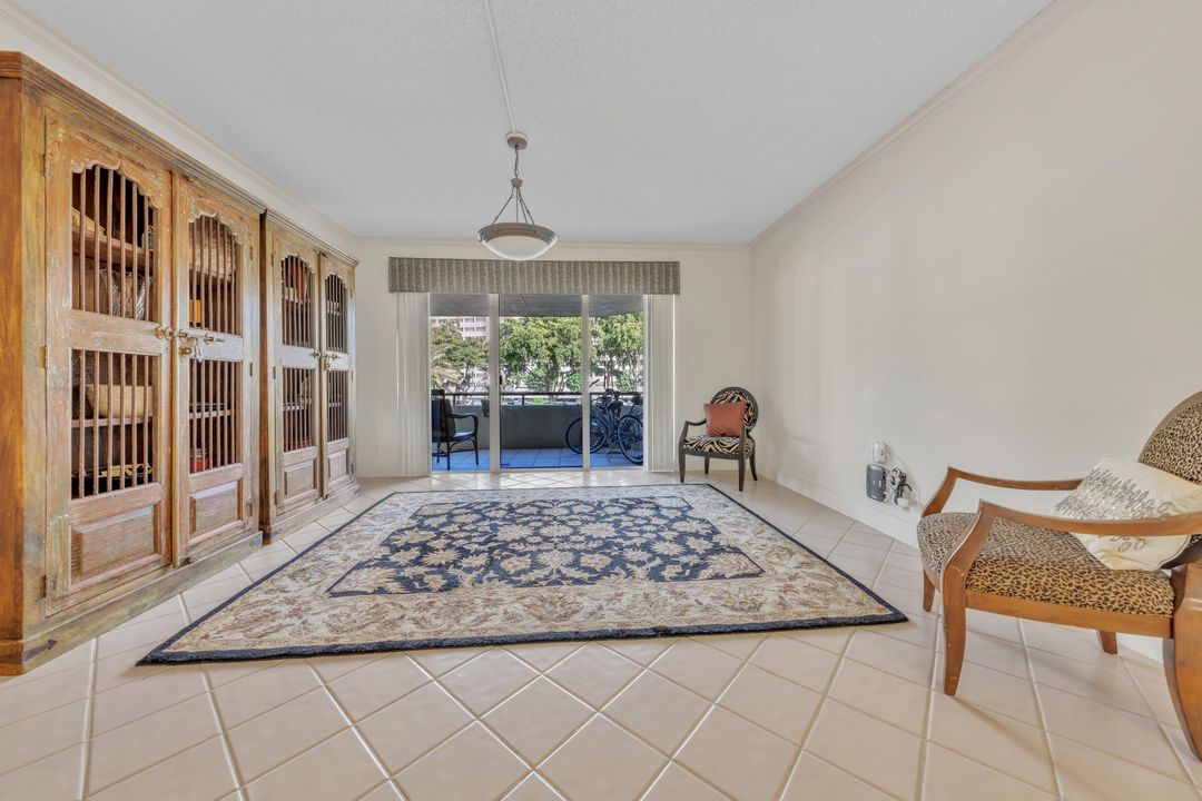 待售: $949,000 (3 贝兹, 3 浴室, 2379 平方英尺)