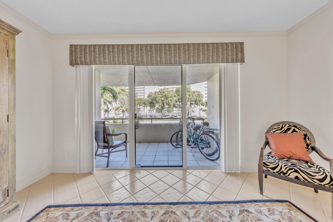 待售: $949,000 (3 贝兹, 3 浴室, 2379 平方英尺)