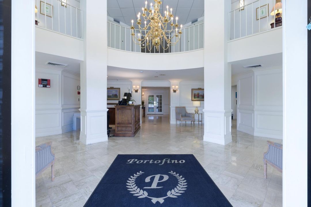 For Sale: $499,000 (1 beds, 1 baths, 1077 Square Feet)