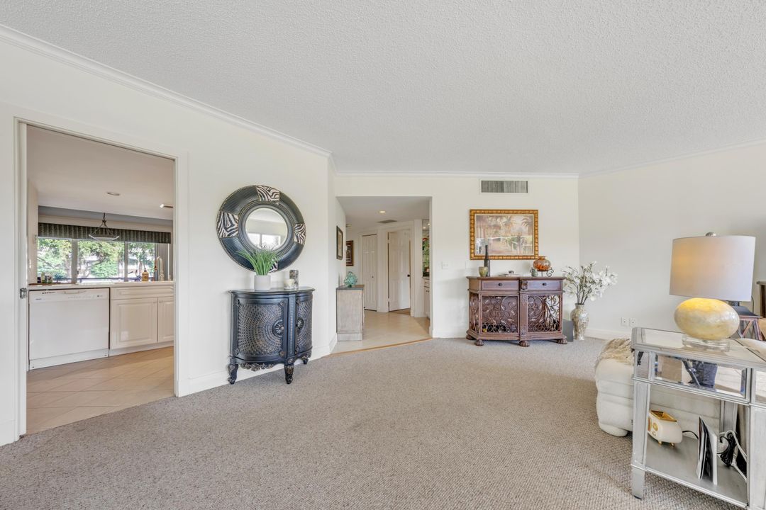 待售: $949,000 (3 贝兹, 3 浴室, 2379 平方英尺)