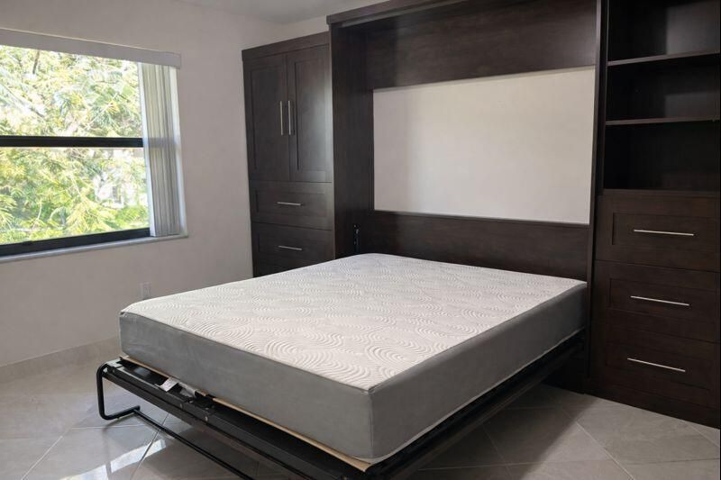 For Sale: $399,000 (3 beds, 2 baths, 1411 Square Feet)