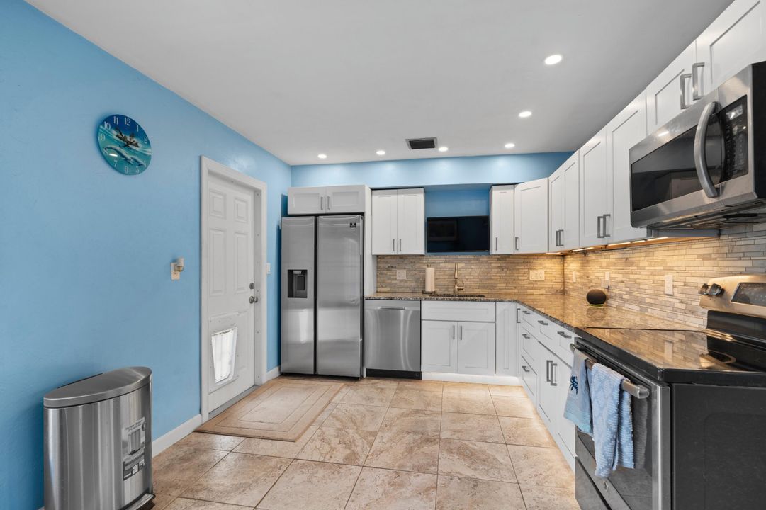 На продажу: $475,000 (3 спален, 2 ванн, 1572 Квадратных фут)