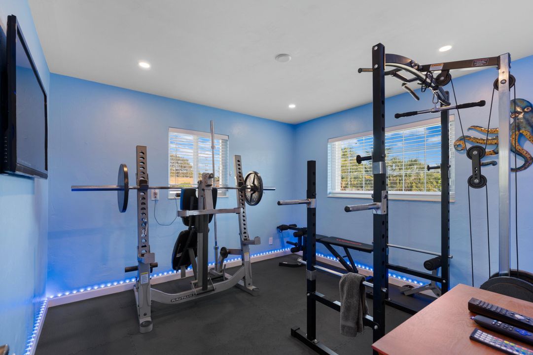 На продажу: $475,000 (3 спален, 2 ванн, 1572 Квадратных фут)