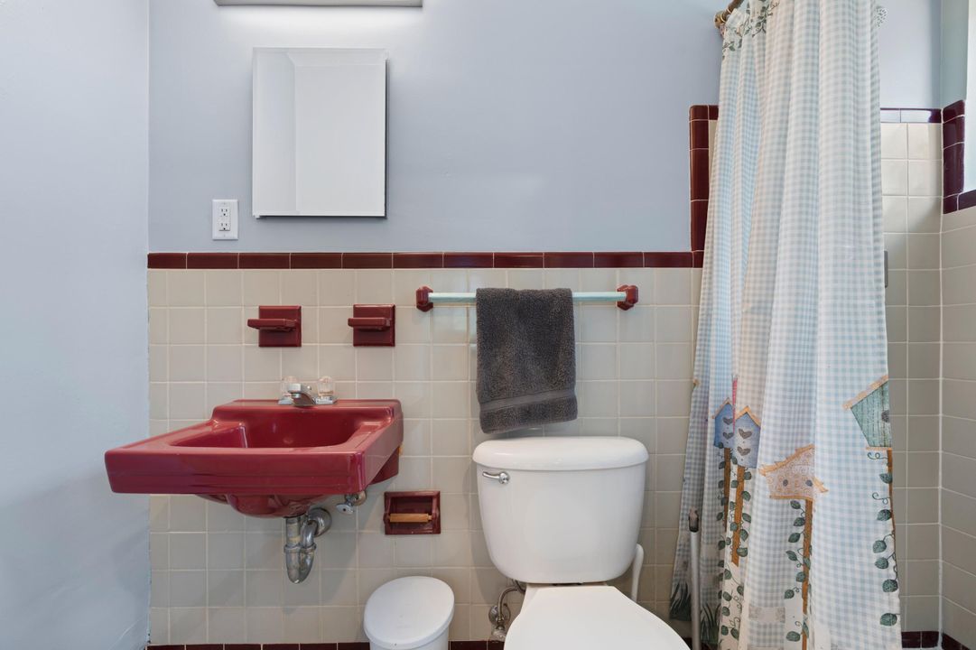 На продажу: $475,000 (3 спален, 2 ванн, 1572 Квадратных фут)