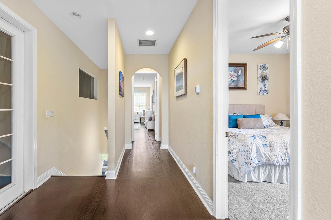 На продажу: $949,999 (6 спален, 4 ванн, 4428 Квадратных фут)