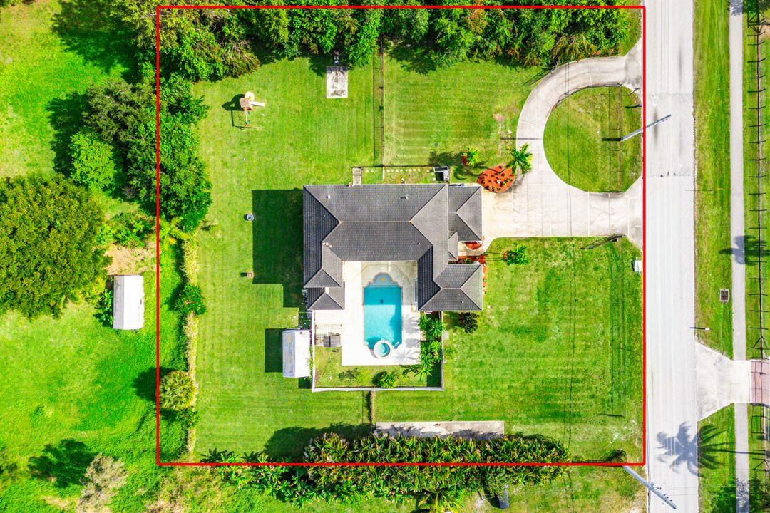 На продажу: $949,999 (6 спален, 4 ванн, 4428 Квадратных фут)