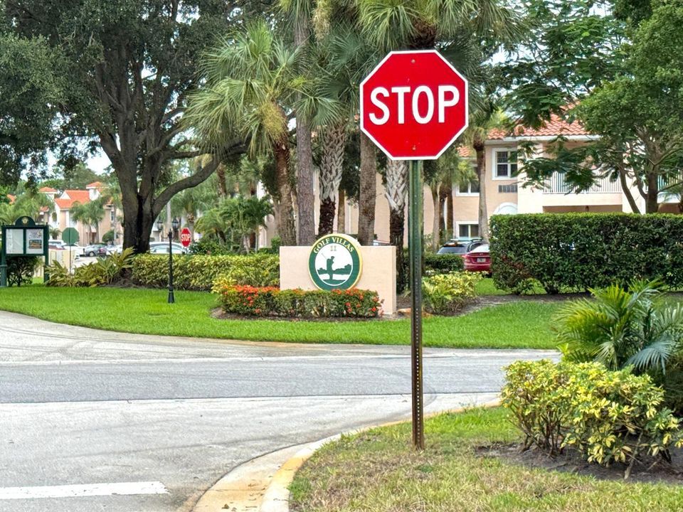 For Rent: $1,200 (1 beds, 1 baths, 450 Square Feet)