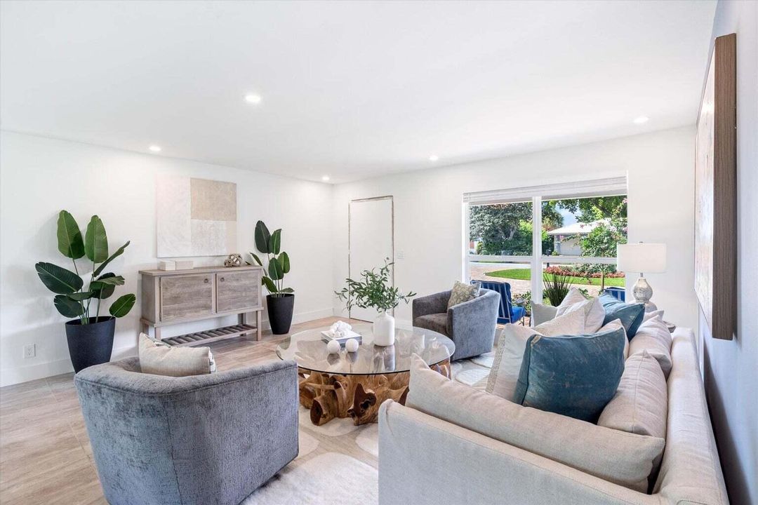 For Rent: $6,500 (3 beds, 2 baths, 1410 Square Feet)