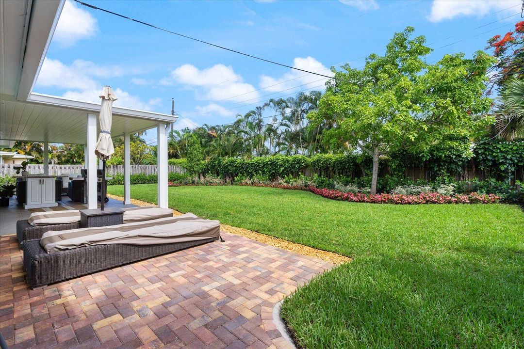 For Rent: $6,500 (3 beds, 2 baths, 1410 Square Feet)