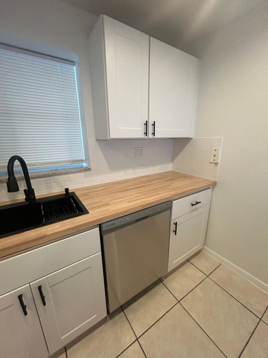For Rent: $1,699 (2 beds, 2 baths, 1030 Square Feet)