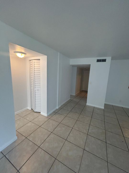 For Rent: $1,699 (2 beds, 2 baths, 1030 Square Feet)