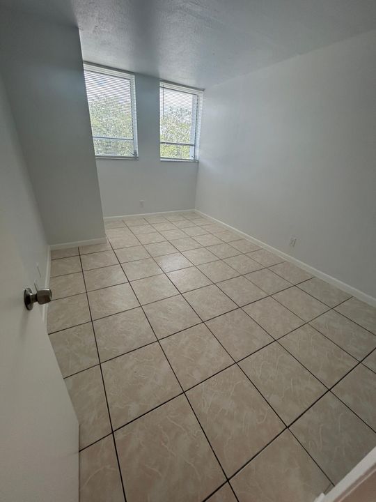 For Rent: $1,699 (2 beds, 2 baths, 1030 Square Feet)