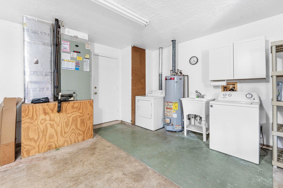 待售: $695,000 (3 贝兹, 2 浴室, 1720 平方英尺)