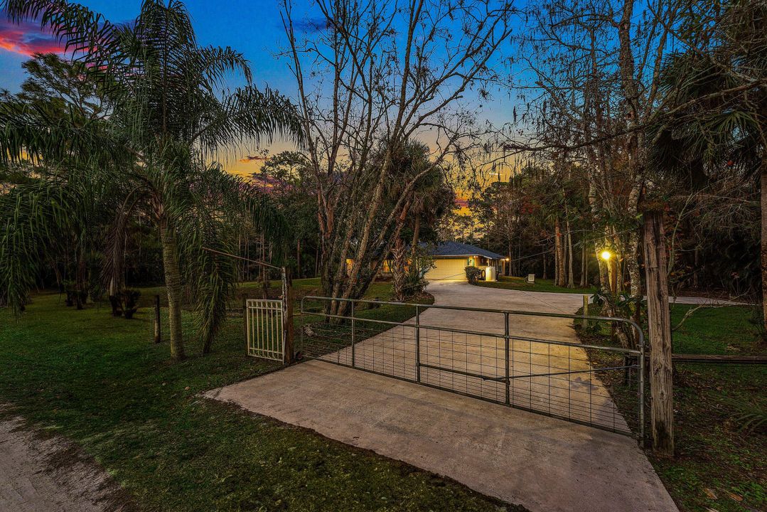 待售: $695,000 (3 贝兹, 2 浴室, 1720 平方英尺)