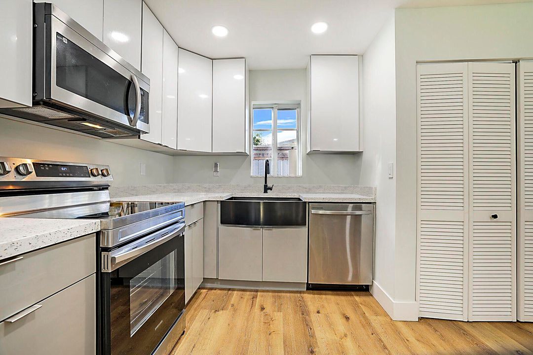 En Venta: $450,000 (3 camas, 1 baños, 1127 Pies cuadrados)