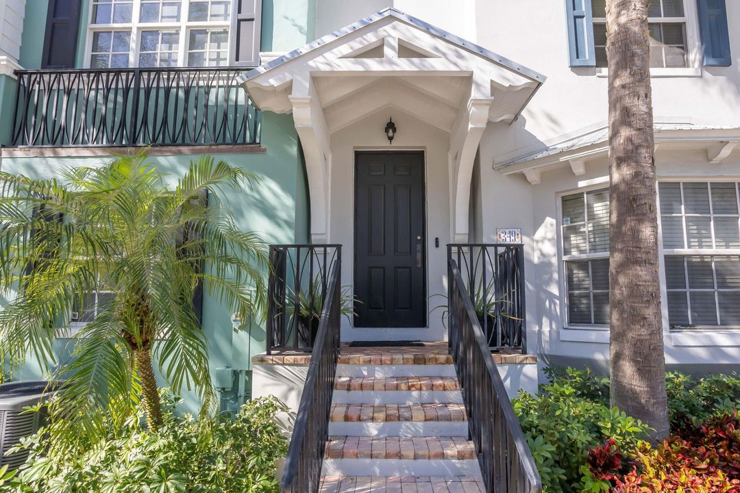 En Venta: $1,100,000 (3 camas, 3 baños, 2046 Pies cuadrados)