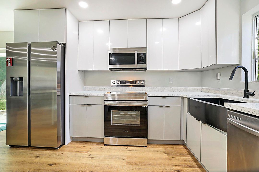 En Venta: $450,000 (3 camas, 1 baños, 1127 Pies cuadrados)