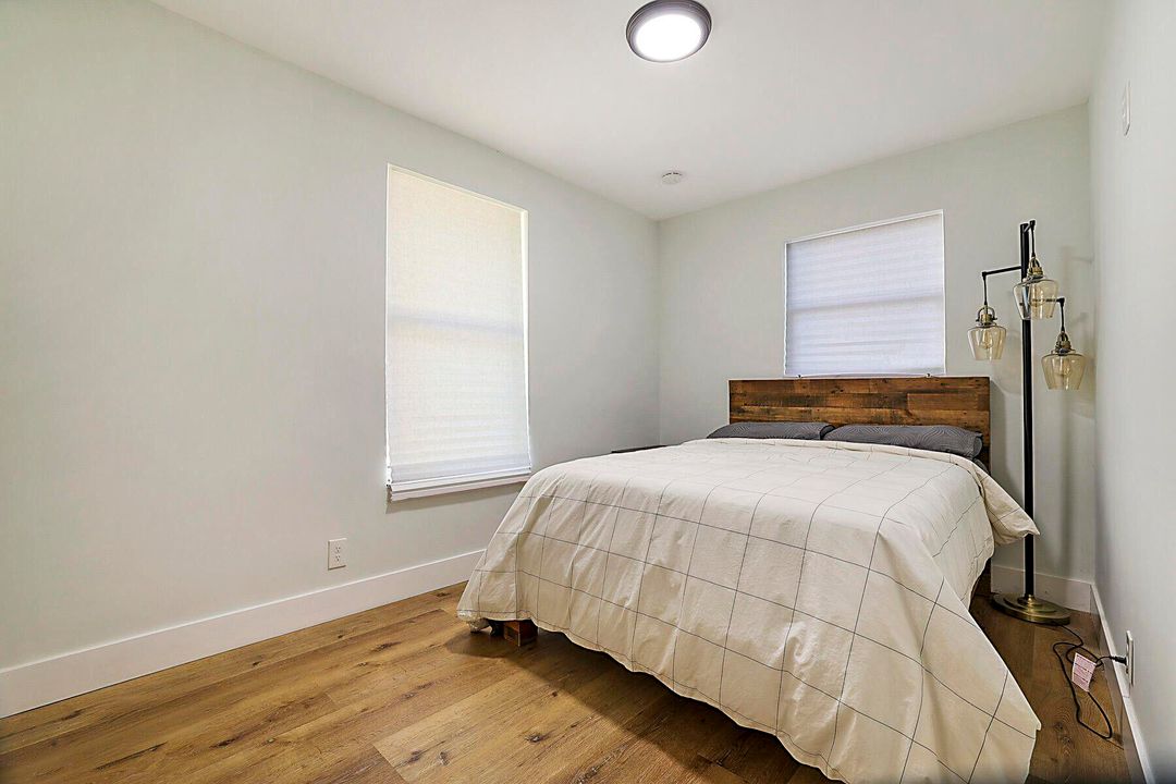 En Venta: $450,000 (3 camas, 1 baños, 1127 Pies cuadrados)