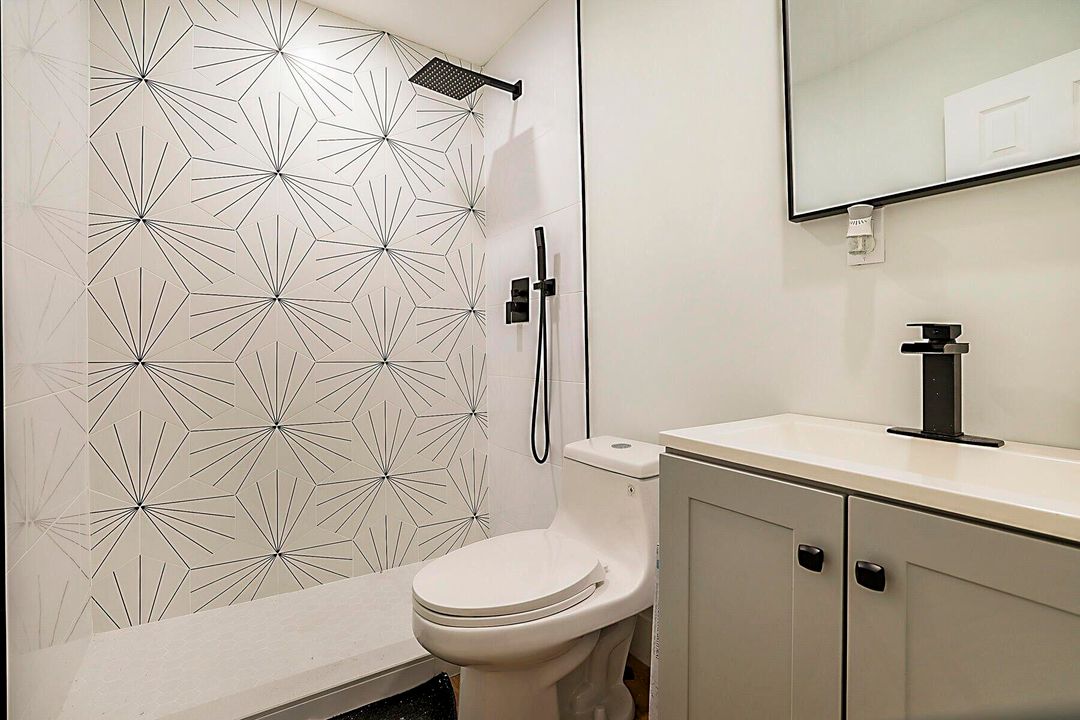 En Venta: $450,000 (3 camas, 1 baños, 1127 Pies cuadrados)