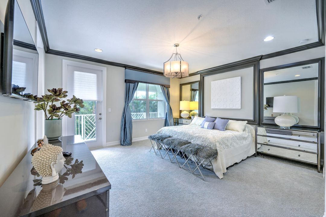 En Renta: $5,250 (3 camas, 2 baños, 2138 Pies cuadrados)