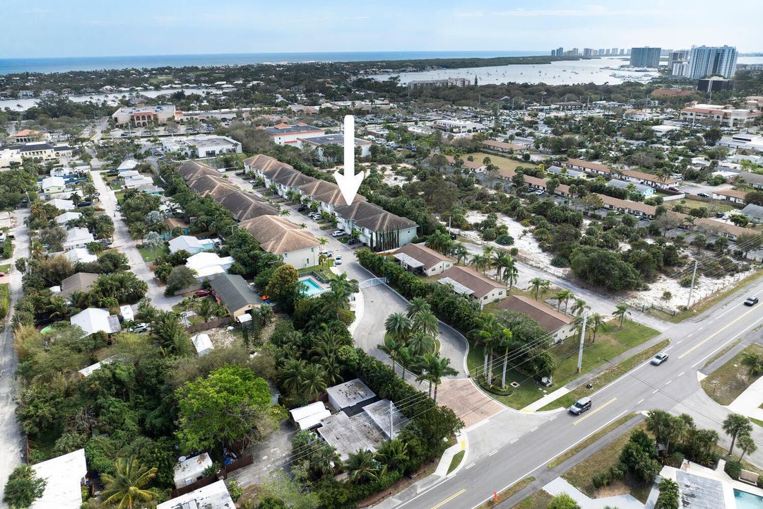 En Renta: $5,250 (3 camas, 2 baños, 2138 Pies cuadrados)