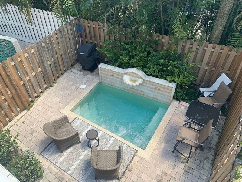 出租: $5,500 (4 贝兹, 4 浴室, 2864 平方英尺)