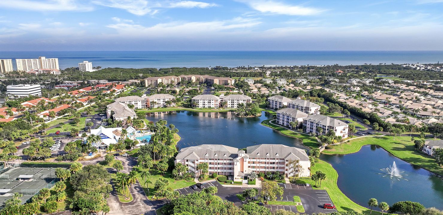 待售: $625,000 (2 贝兹, 2 浴室, 1347 平方英尺)