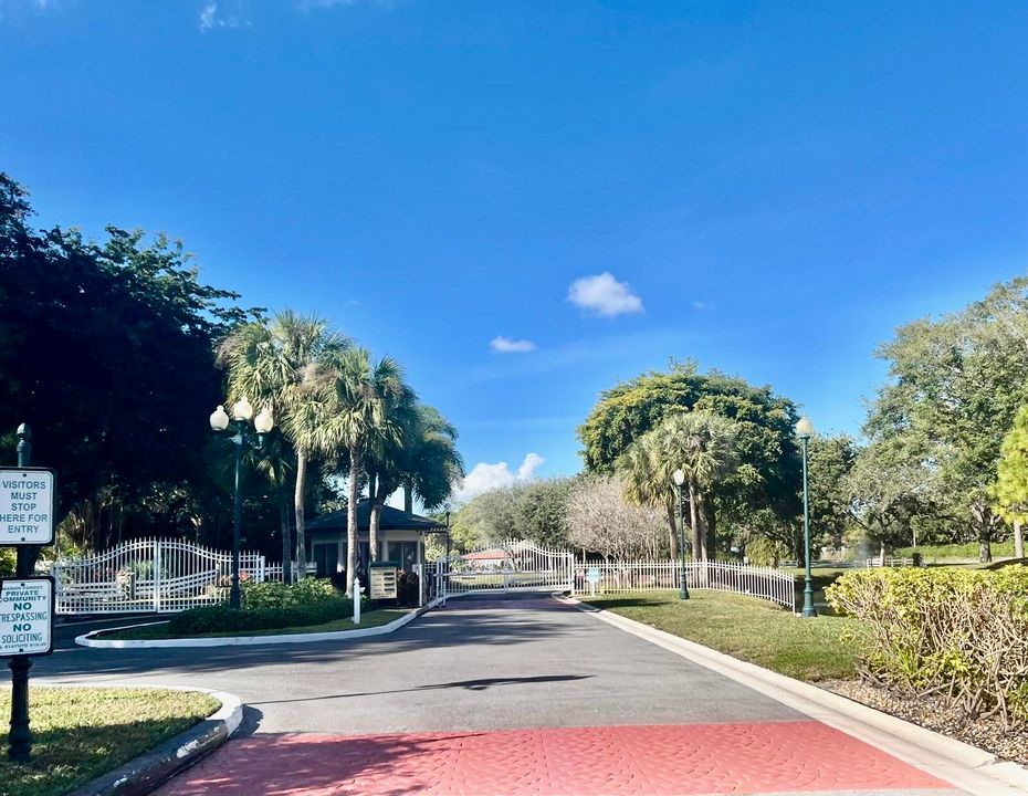 En Venta: $489,900 (2 camas, 2 baños, 1647 Pies cuadrados)