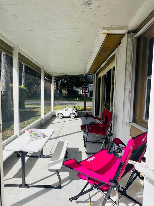 En Venta: $489,900 (2 camas, 2 baños, 1647 Pies cuadrados)