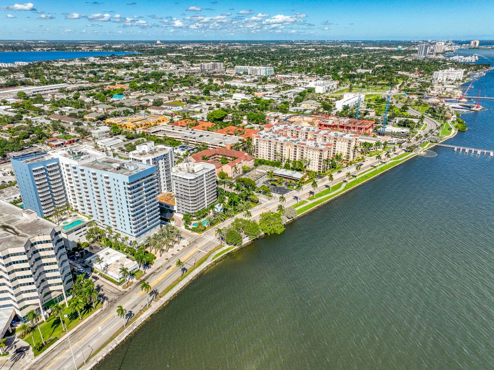 En Venta: $750,000 (2 camas, 2 baños, 1175 Pies cuadrados)