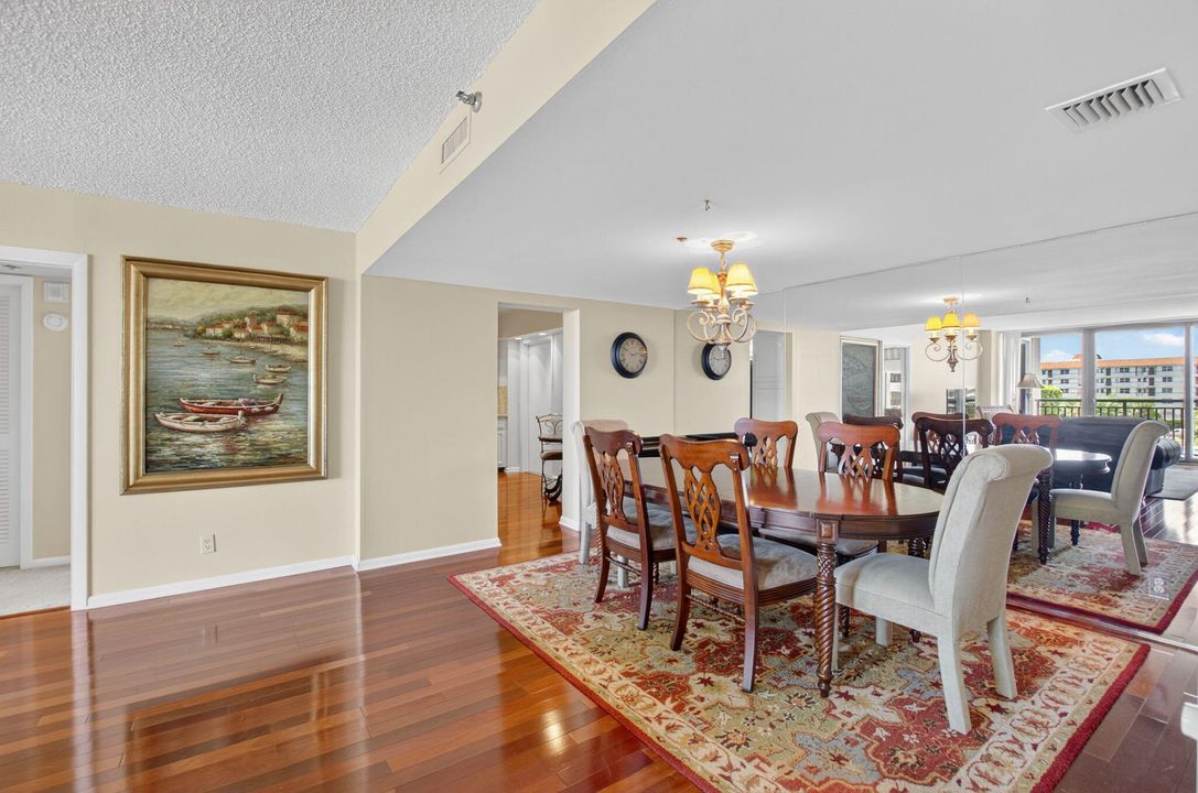 En Venta: $675,000 (2 camas, 2 baños, 1340 Pies cuadrados)