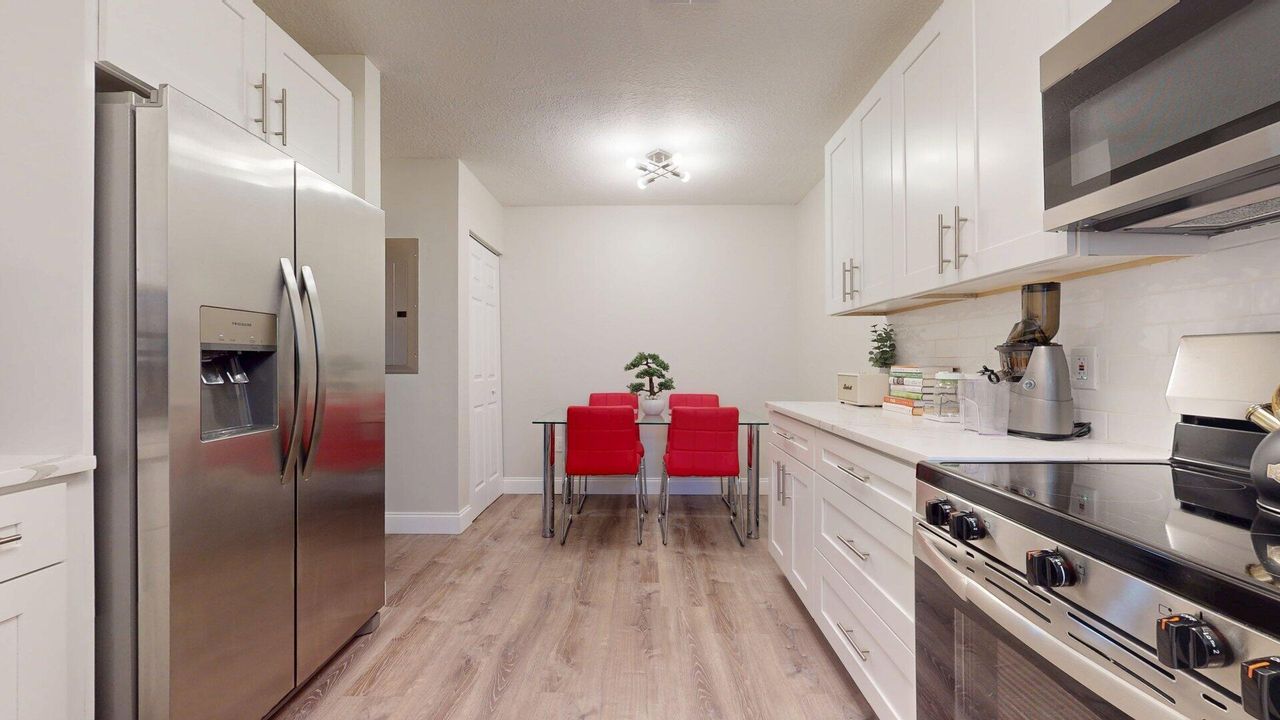 待售: $319,900 (3 贝兹, 2 浴室, 1657 平方英尺)