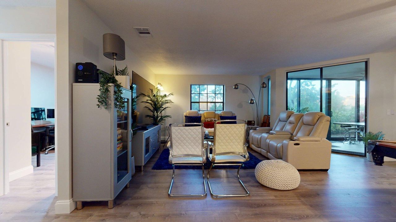 待售: $319,900 (3 贝兹, 2 浴室, 1657 平方英尺)