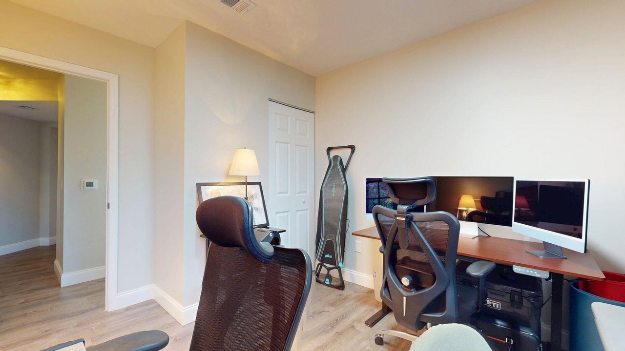 待售: $319,900 (3 贝兹, 2 浴室, 1657 平方英尺)