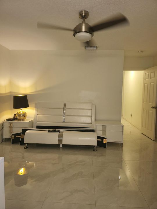 待售: $589,000 (4 贝兹, 2 浴室, 1589 平方英尺)