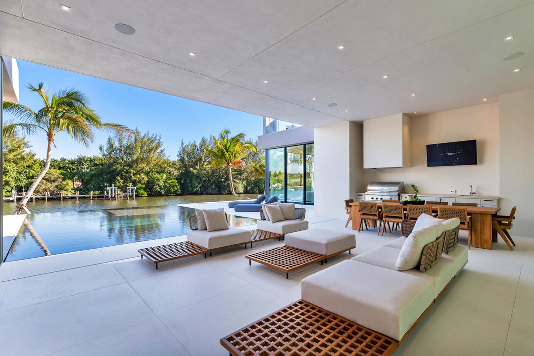 На продажу: $24,445,000 (6 спален, 8 ванн, 7284 Квадратных фут)